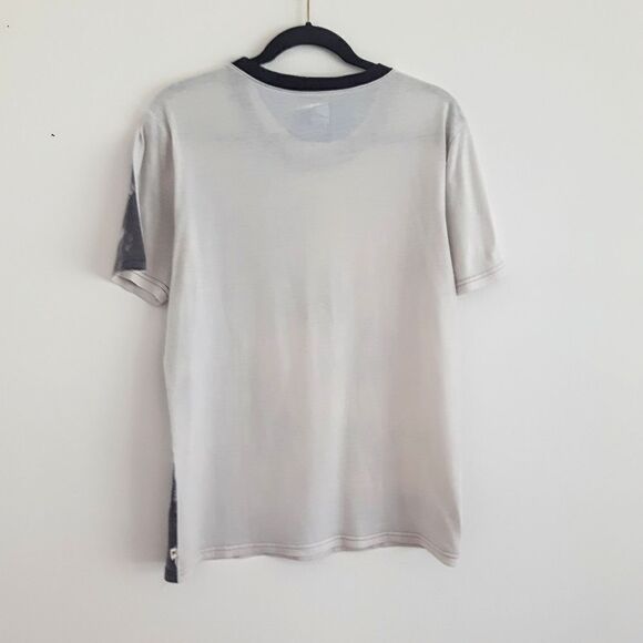 2/$35 SALE GRAPHIC Palm Tree print Tshirt.  Men's S EUC - Picture 4 of 7